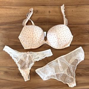 NWT Victoria Secret Star Sparkle set